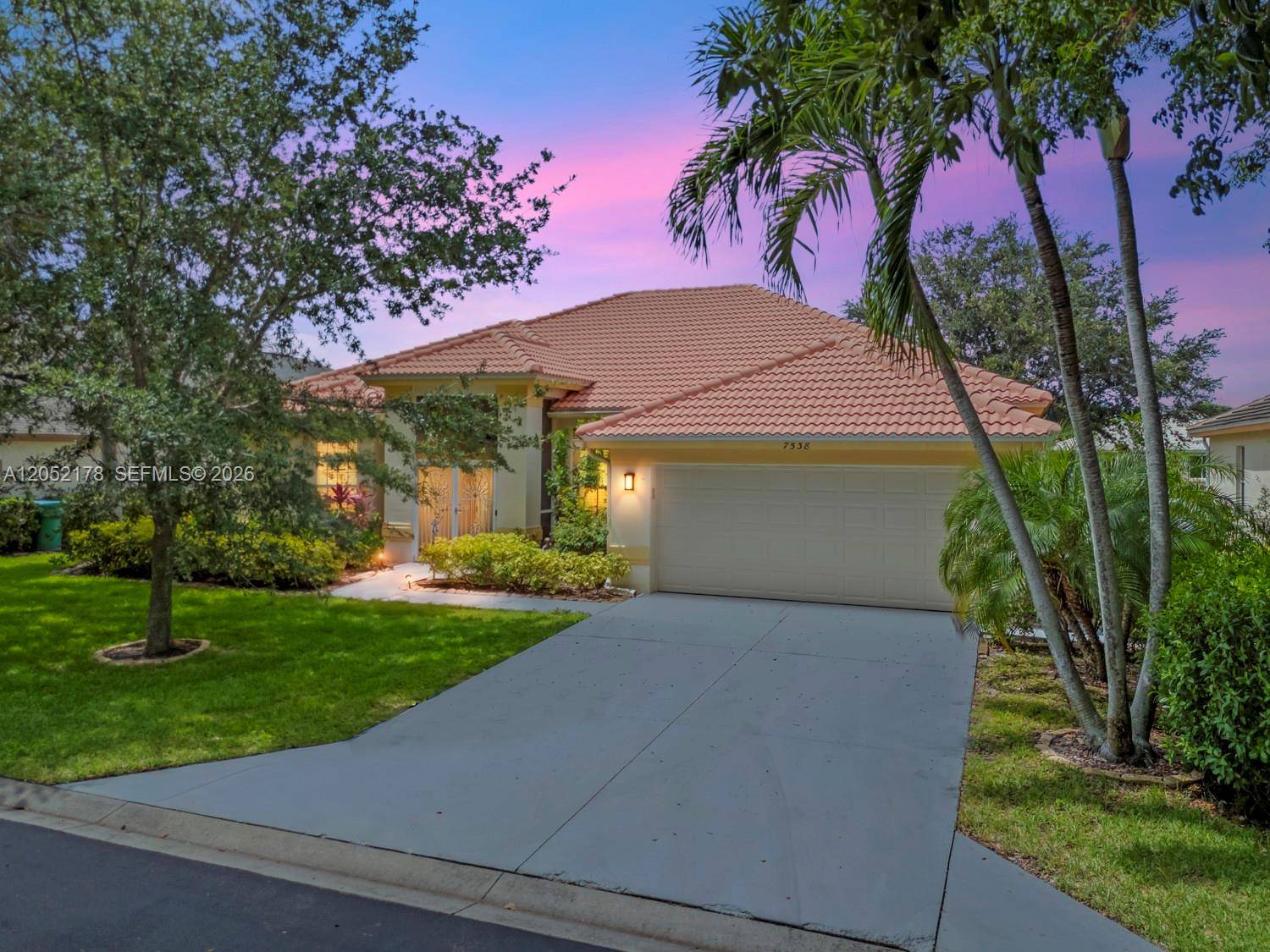 7538 Citrus Hill LnNaples - picture
