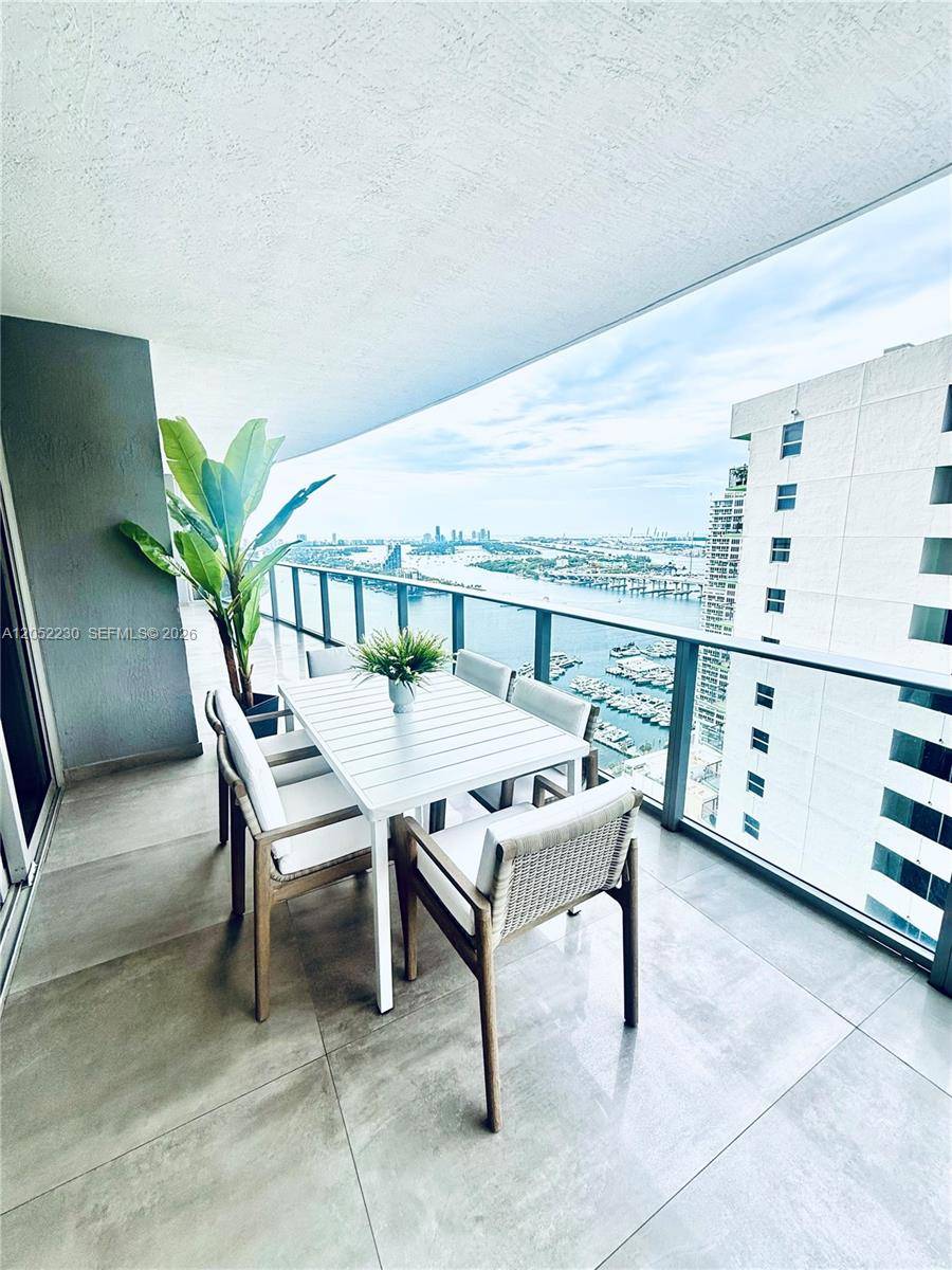 488 NE 18th StMiami - ARIA ON THE BAY CONDO condo unit 3210 - picture