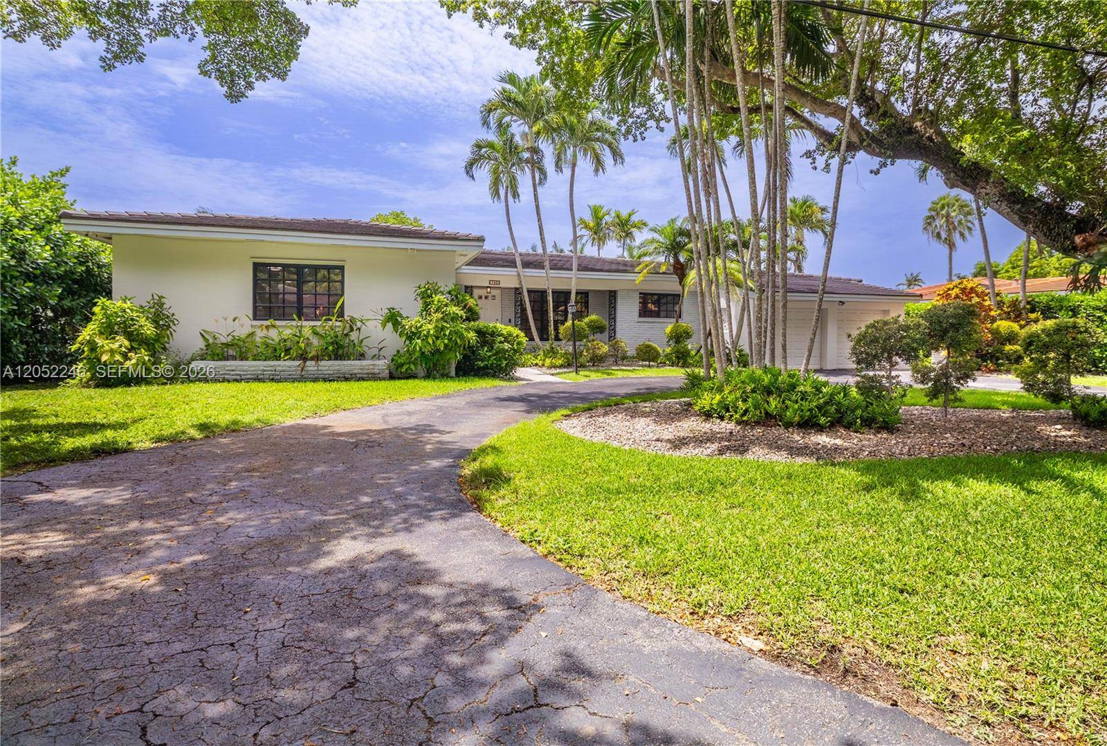 740 Jeronimo DrCoral Gables - picture