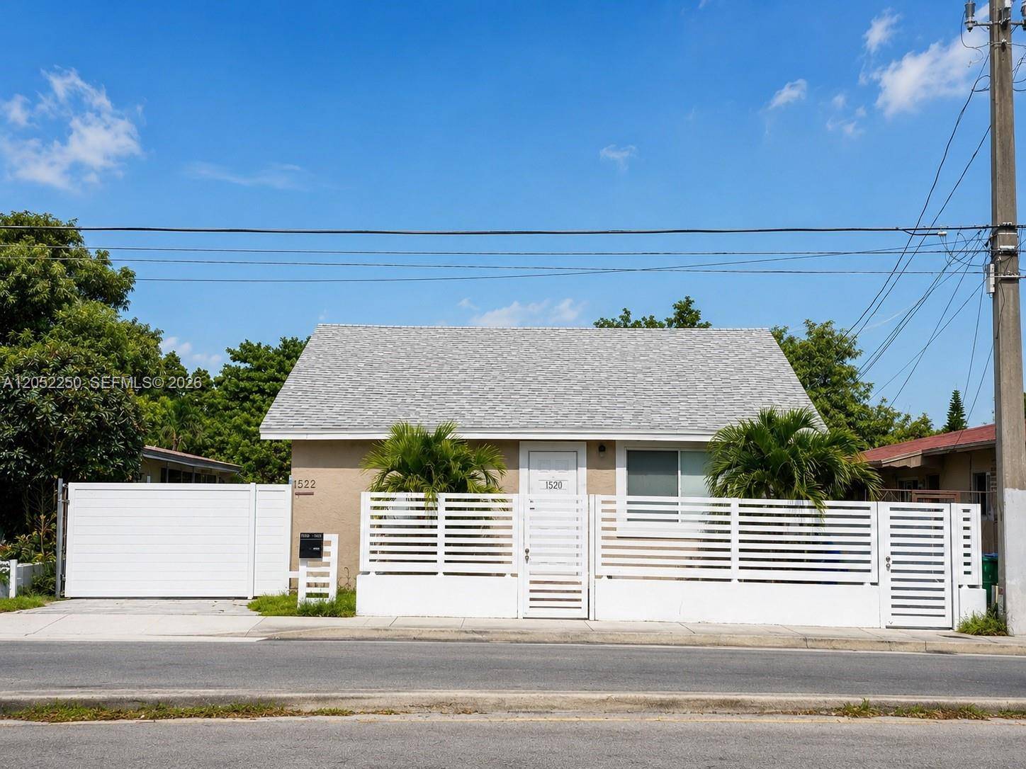 1520 SW 22nd AveMiami - picture