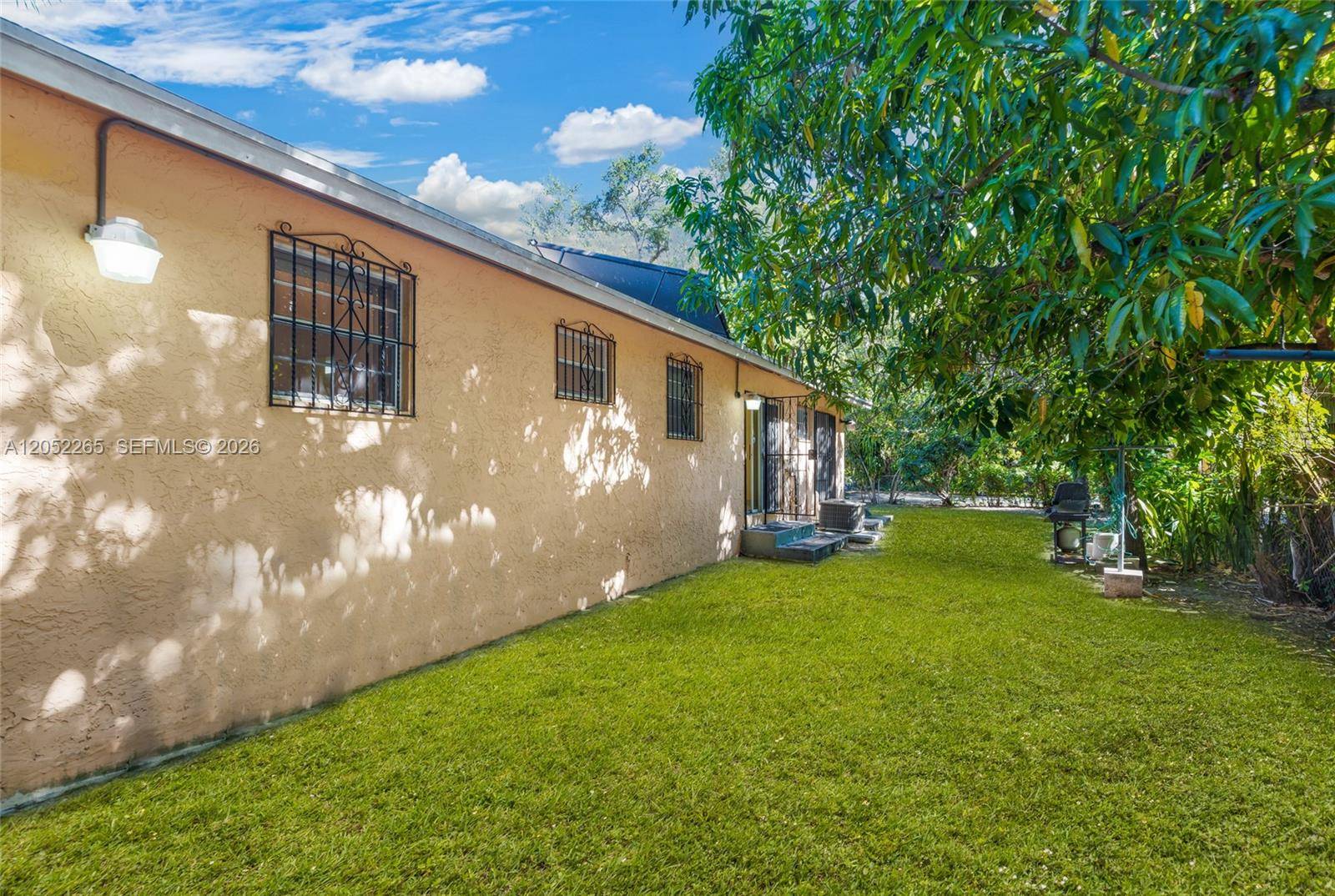 16420 NE 5th AveMiami - FULFORD HIGHLANDS condo unit 000 - picture