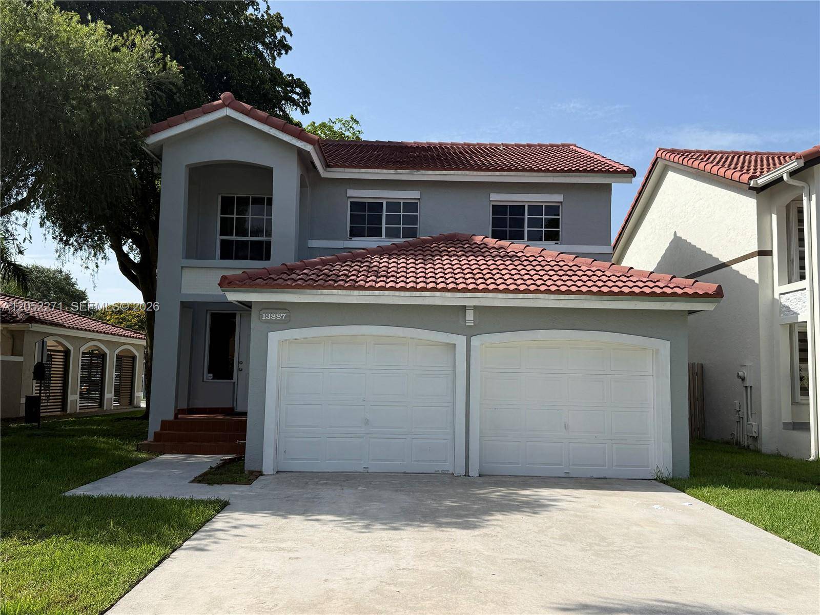 13887 SW 103rd LnMiami - picture