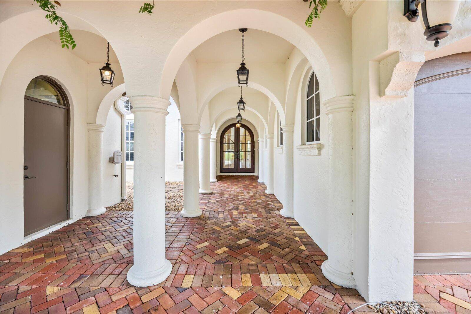 143 SE Bella StranoPort St. Lucie - picture
