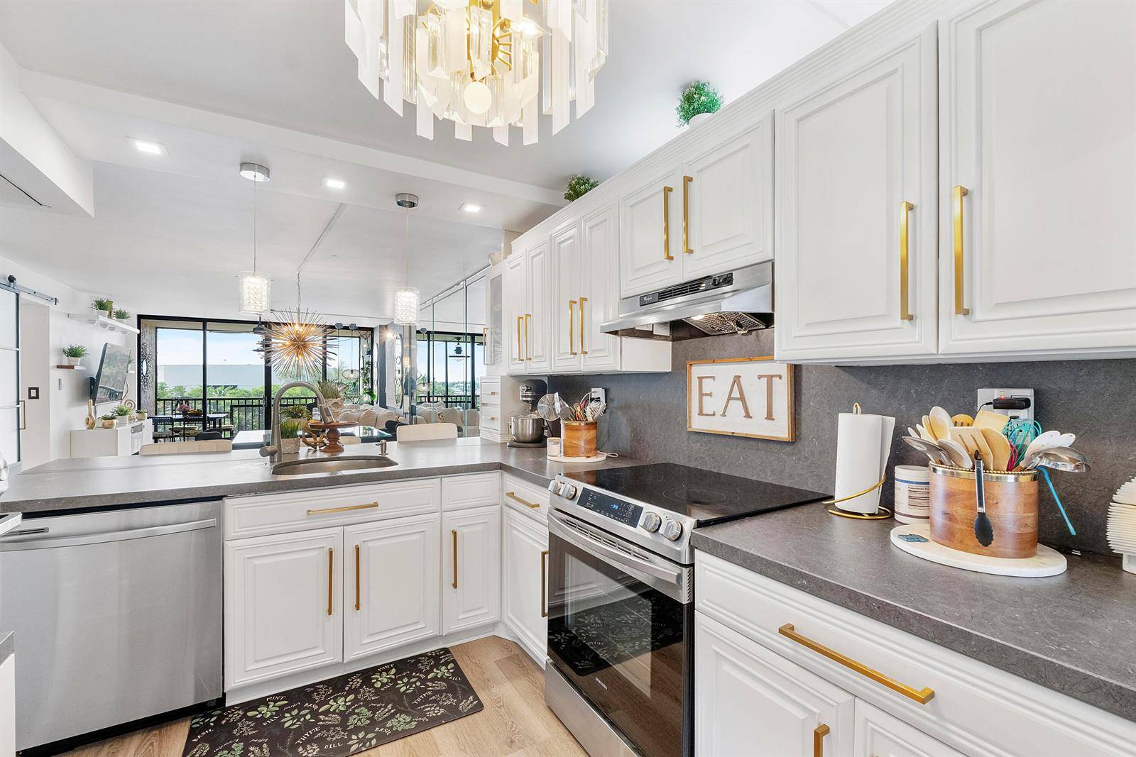 13 Royal PalmBoca Raton - BOCA BAYOU CONDO condo unit 5030 - picture