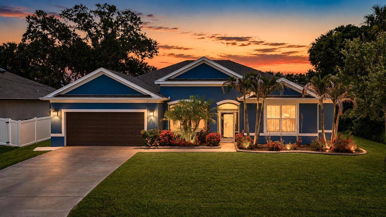 2357 SW IndependencePort St. Lucie - picture