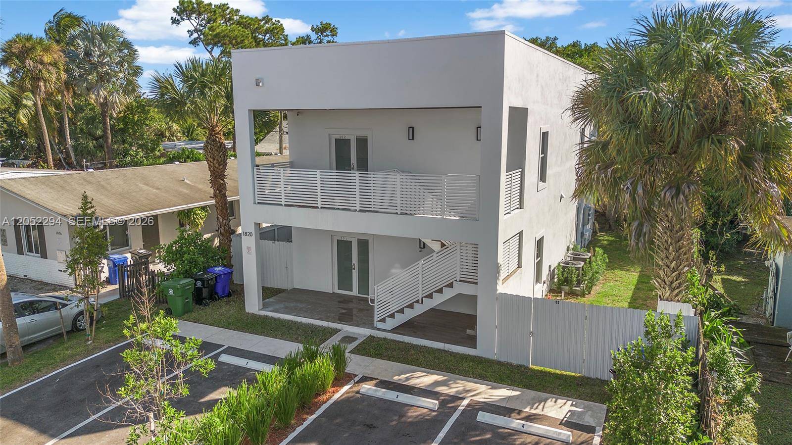 1820 SW 9th StFort Lauderdale - picture