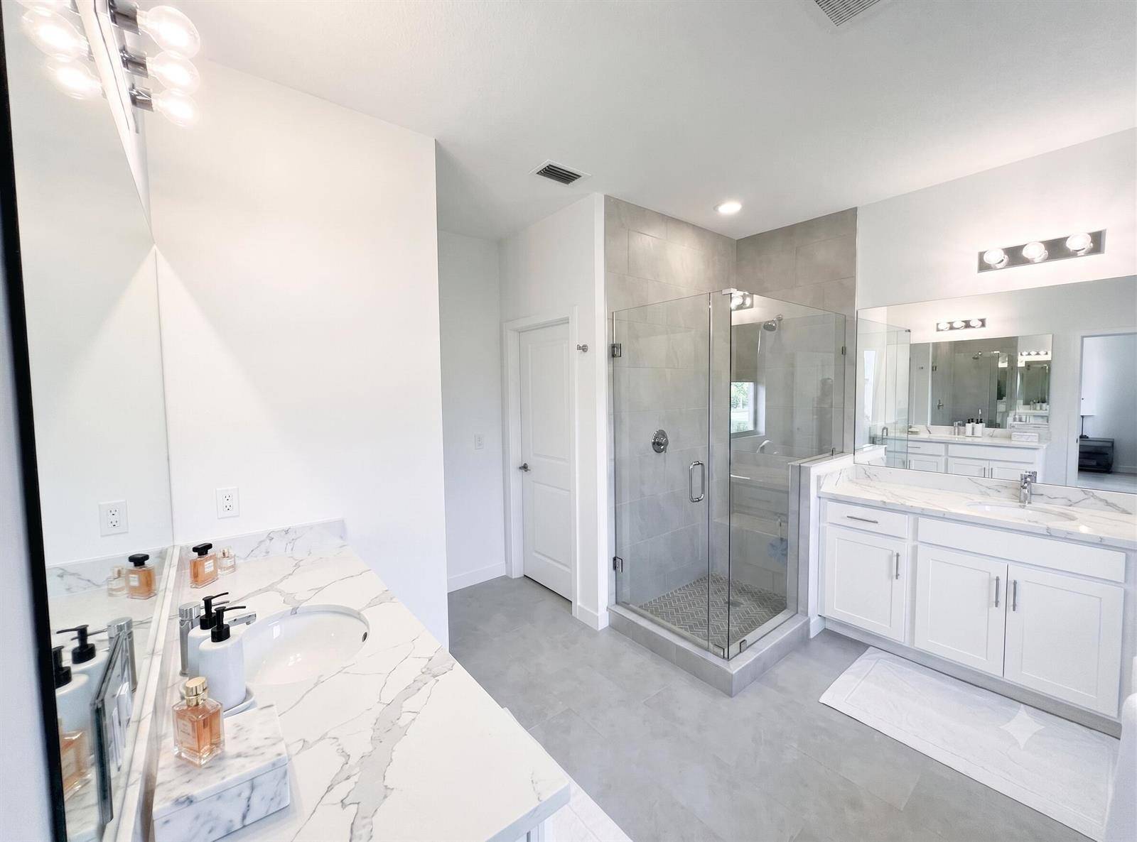 4378 ArcturusLake Worth - picture