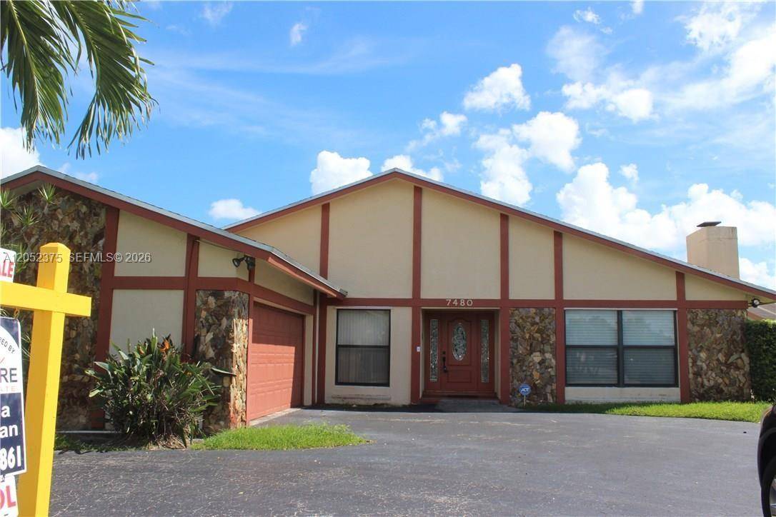7480 NW 37th CtLauderhill - picture