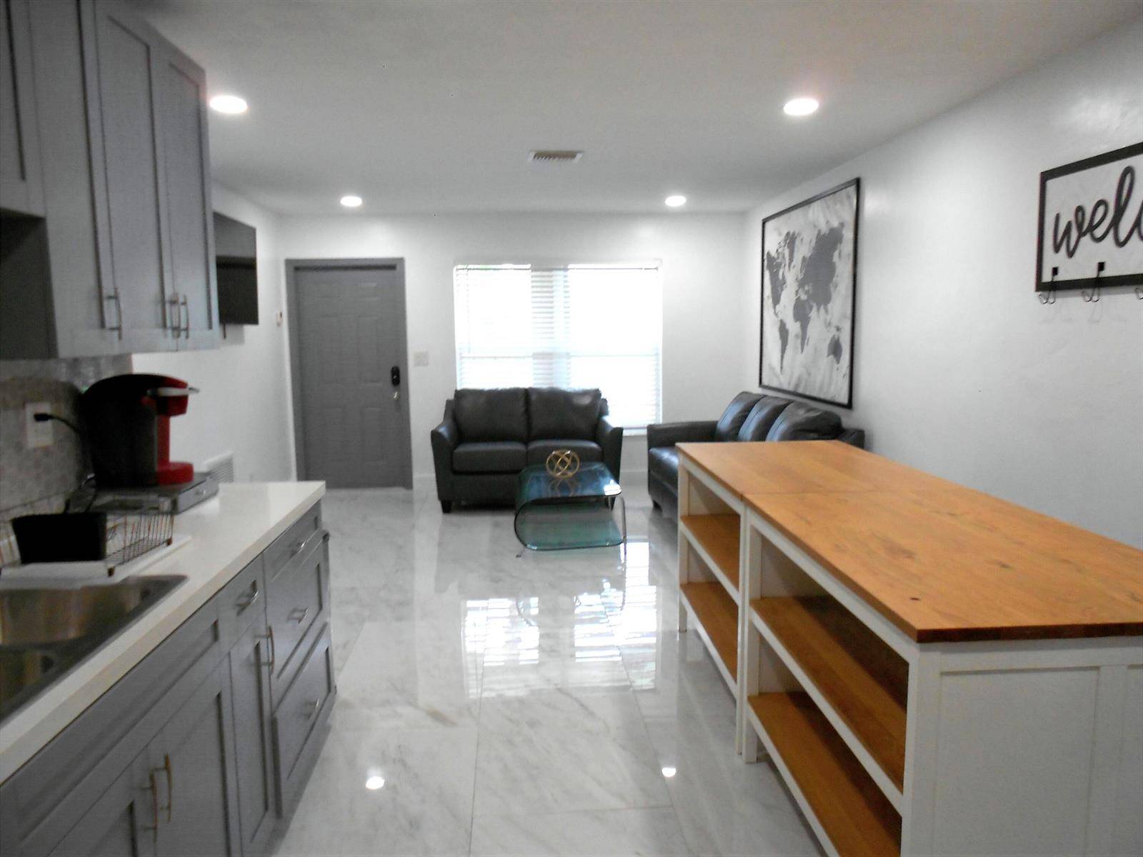 817 NW 30thWilton Manors - picture