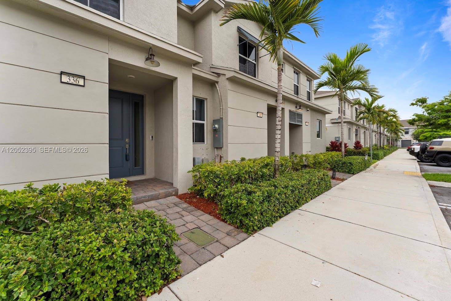 336 NW 8th CtPompano Beach - picture
