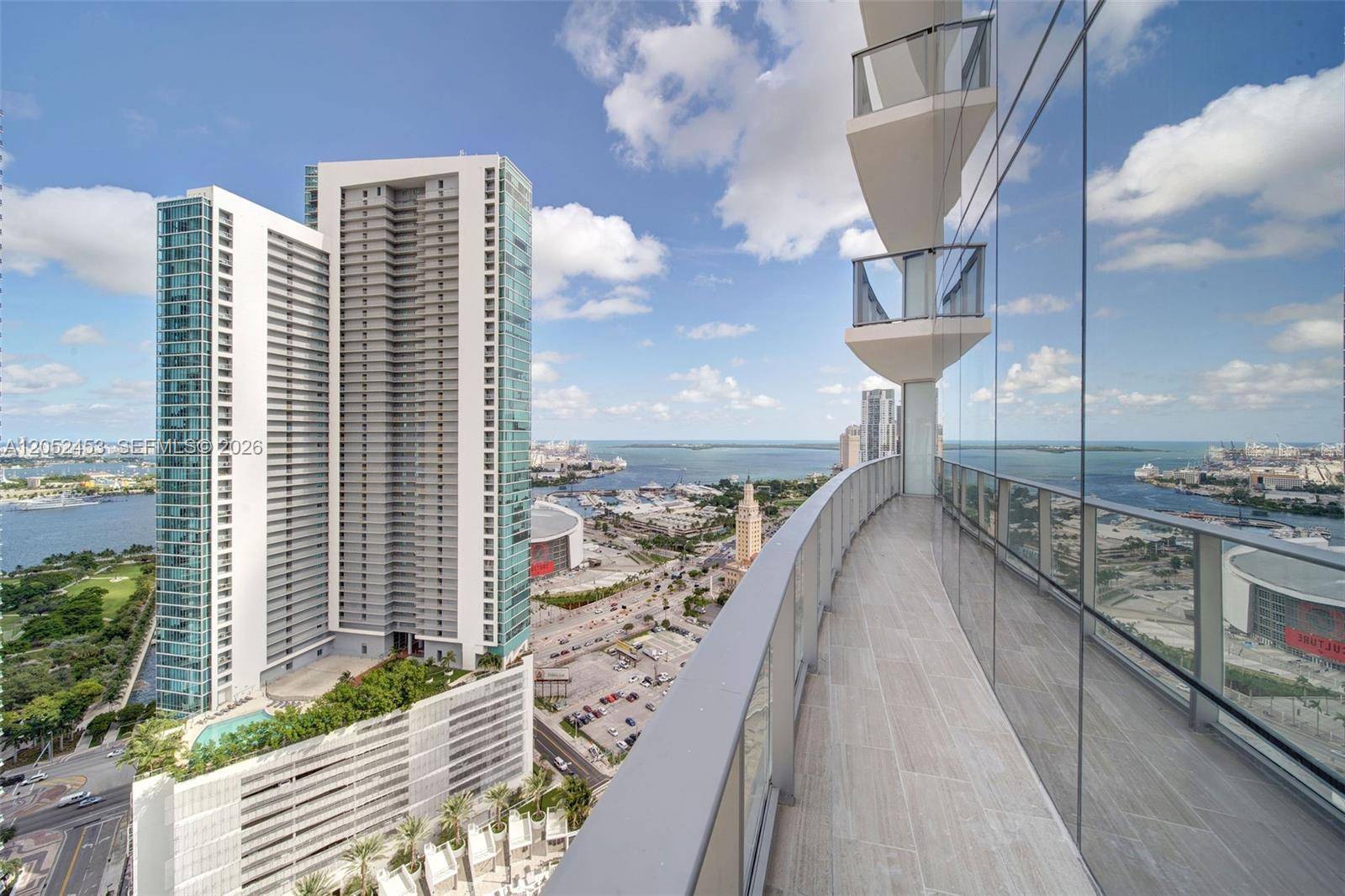 851 NE 1st AvenueMiami - PARAMOUNT MIAMI WORLD CENT condo unit 3003 - picture