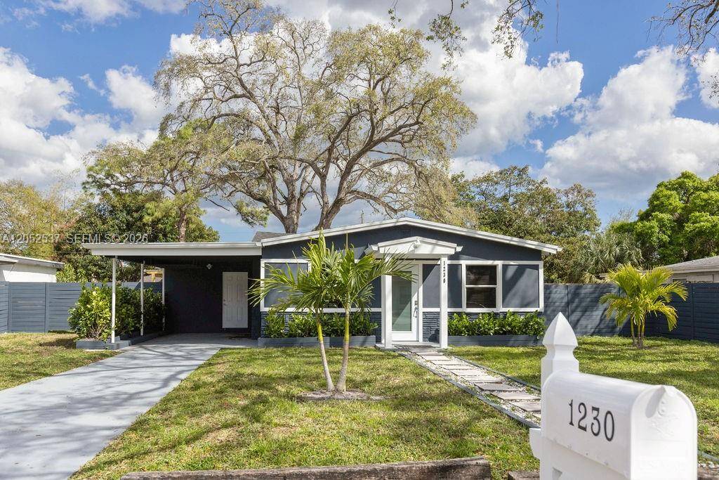 1230 NW 7th AveFort Lauderdale - picture