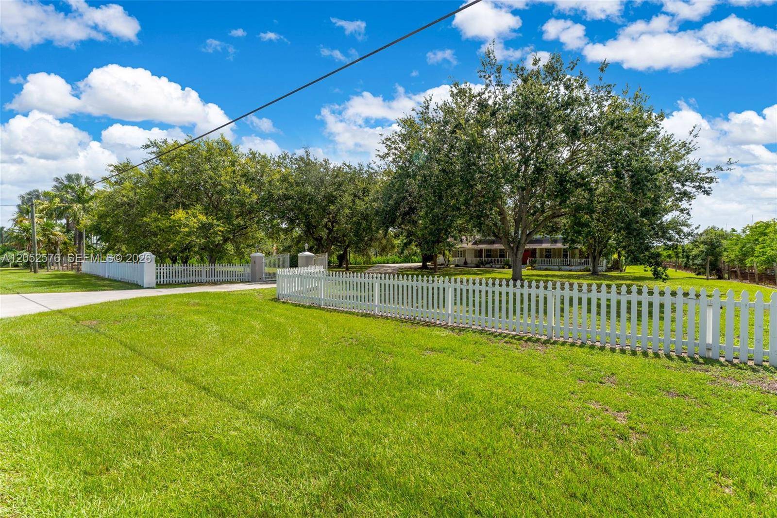 24545 SW 192nd AveHomestead - picture
