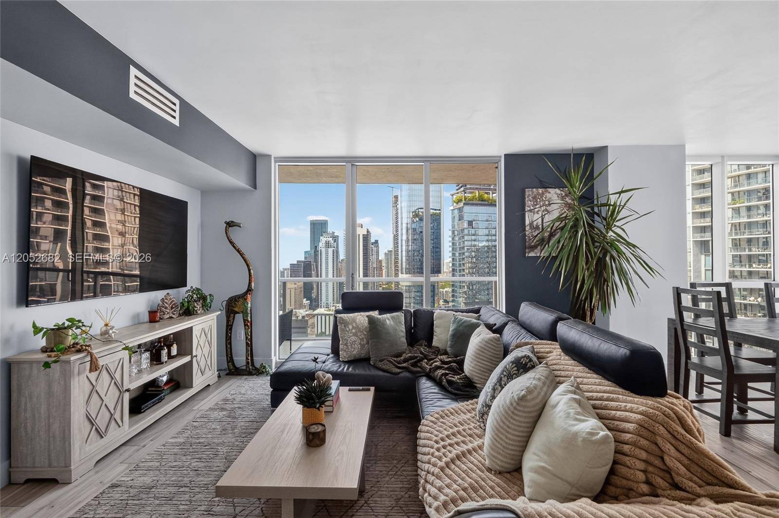 55 SE 6th StMiami - 500 BRICKELL WEST CONDO condo unit 3802 - picture