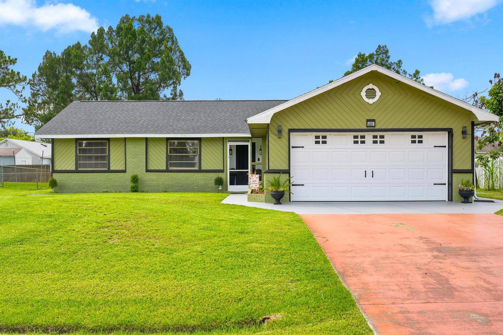 450 SE ThornhillPort St. Lucie - picture