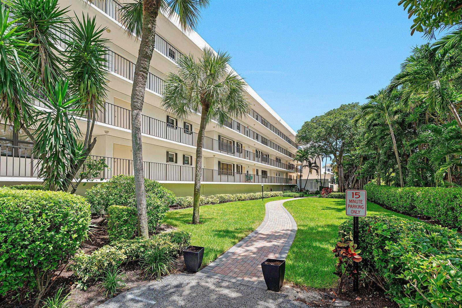 277 N OCEANBoca Raton - CORNICHE CONDO,Corniche condo unit 1040 - picture