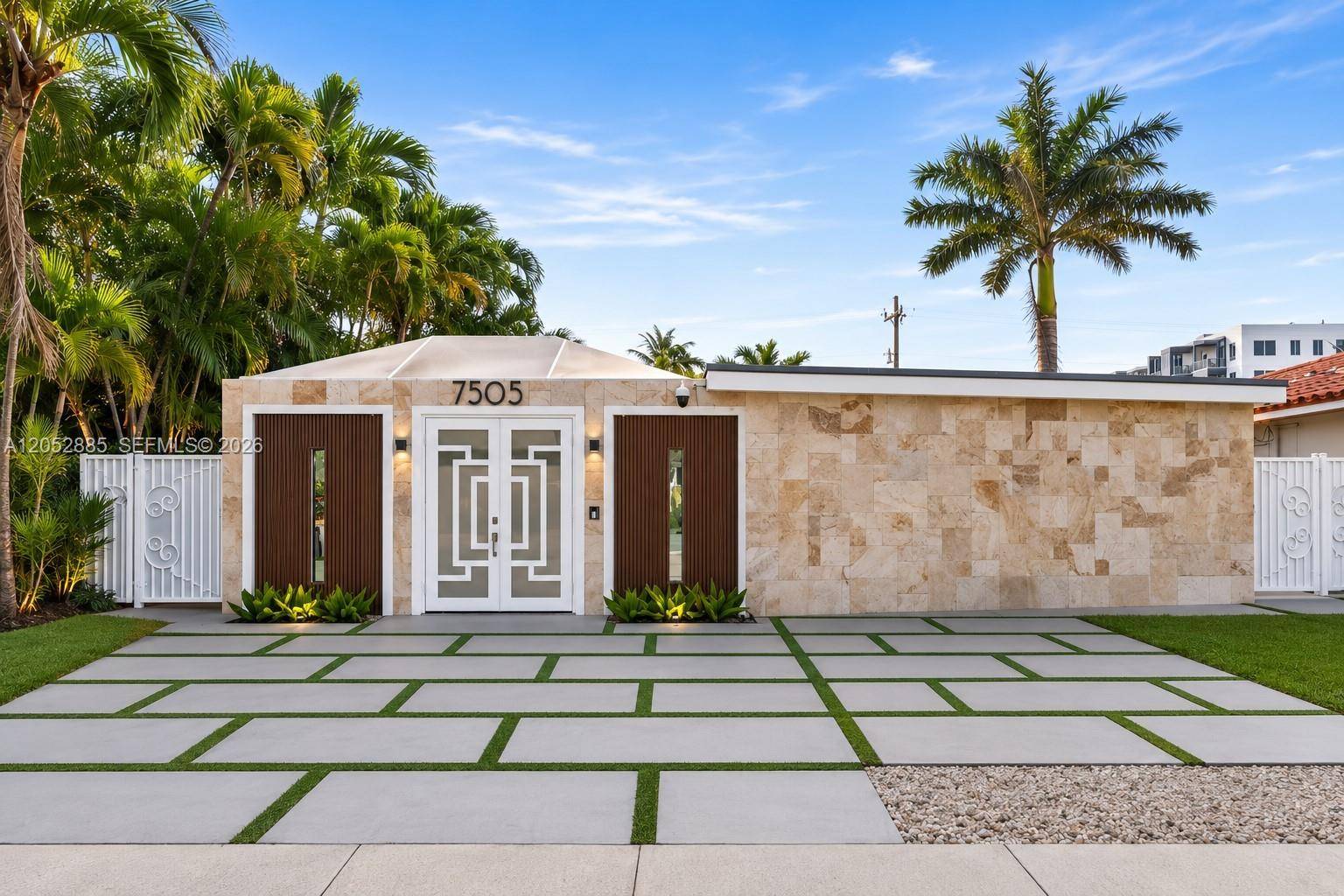 7505 Mutiny AveNorth Bay Village - picture