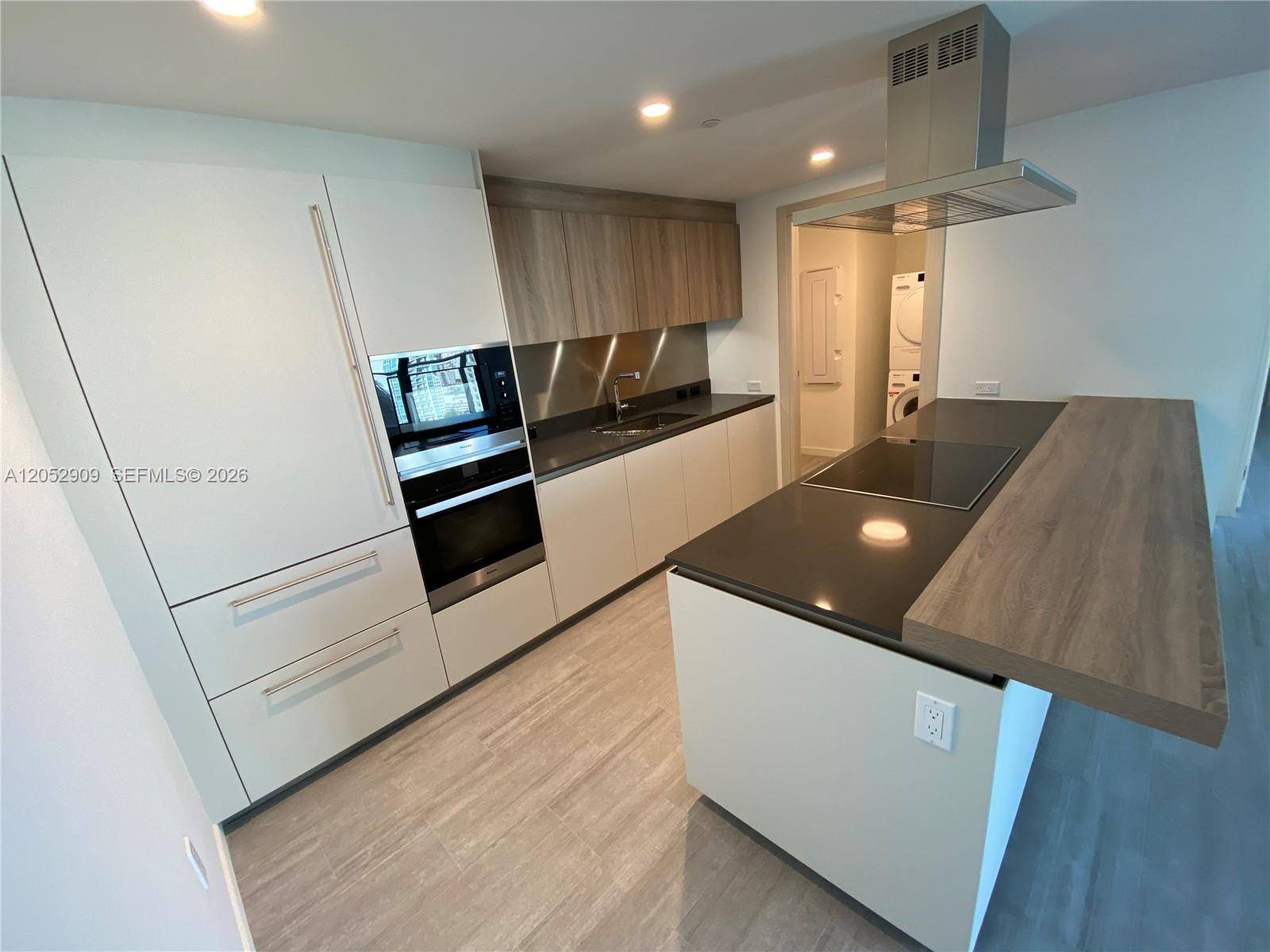 1000 BRICKELL PLAZAMiami - 1000 BRICKELL AVENUE CONDO,BRICKELL FLATIRON condo unit 3309 - picture