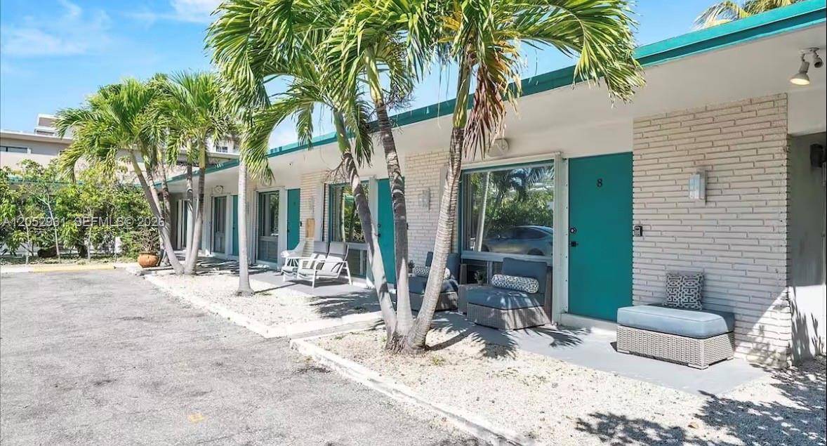333 Palm StHollywood - picture