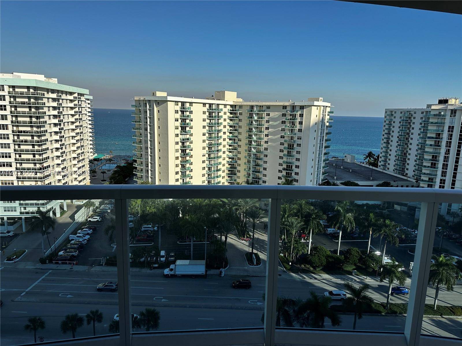 3800 E Ocean DrHollywood - HALLMARK OF HOLLYWOOD CON condo unit 1518 - picture