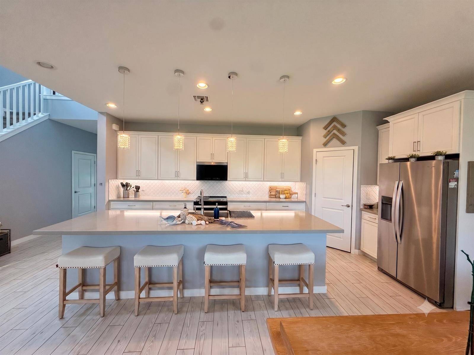 8798 AntarusLake Worth - picture