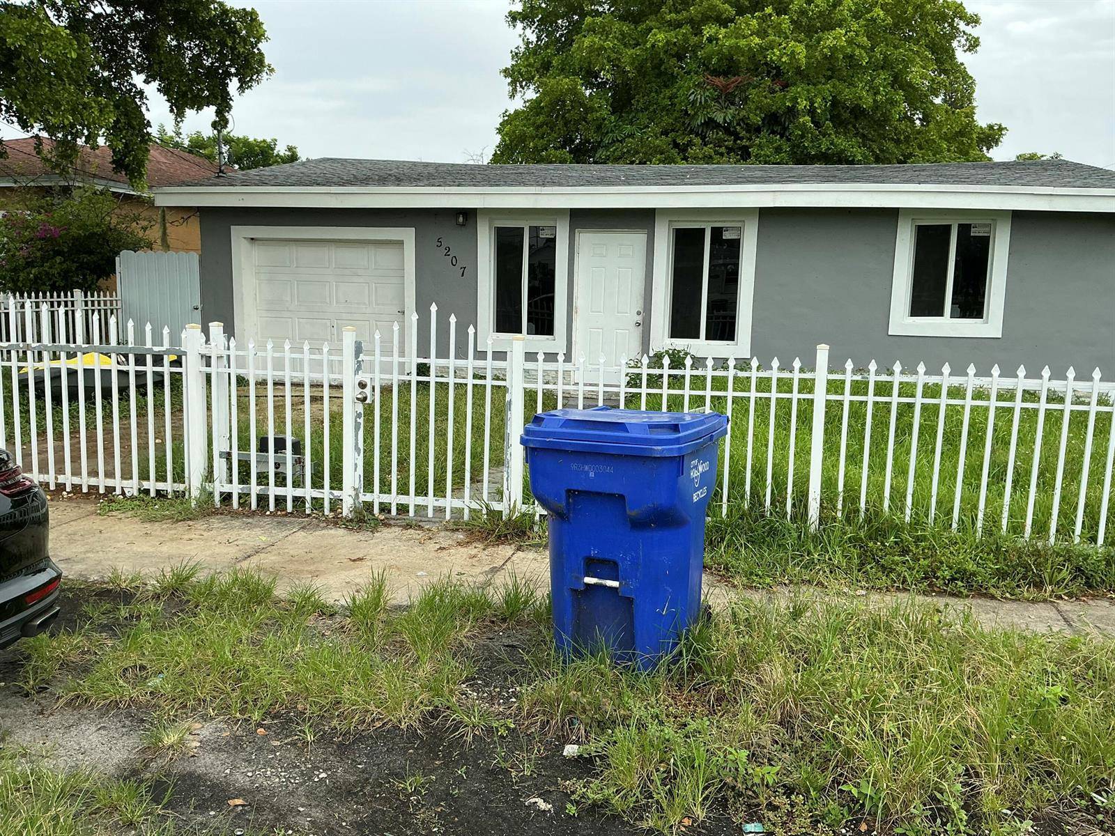 5207 FletcherHollywood - picture
