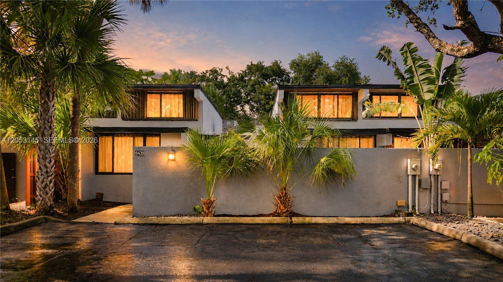 6439 Lemon Tree LnMiami Lakes - picture