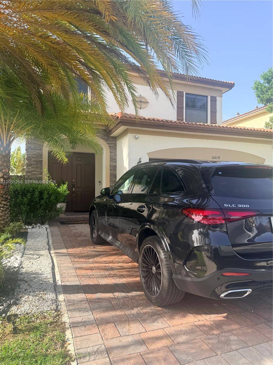 10057 NW 88th TerDoral - picture
