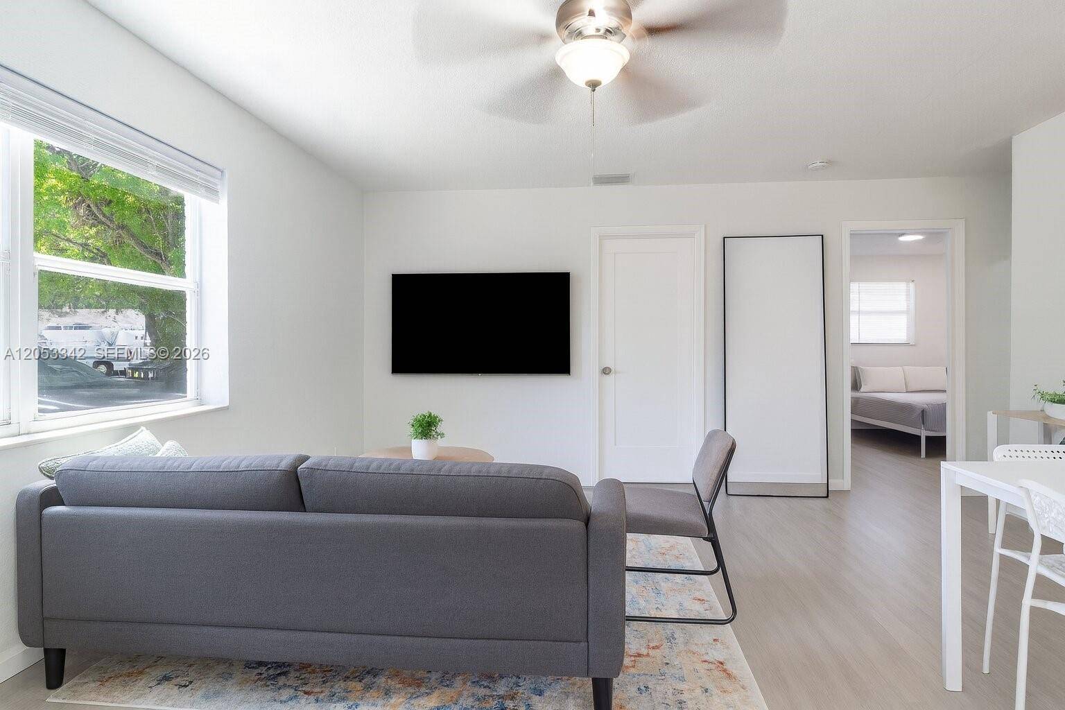 605 SW 14th TerFort Lauderdale - picture