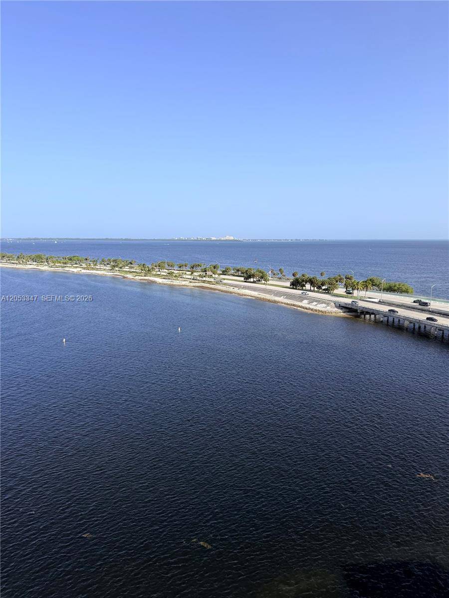 175 SE 25 ROADMiami - UNA Residences condo unit 902 - picture