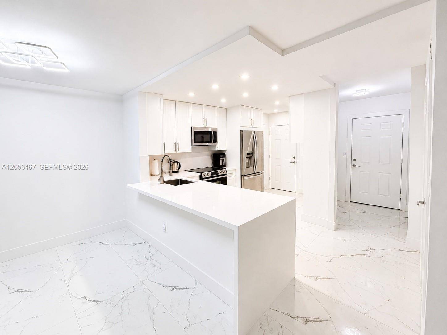 1750 NE 191st StMiami - JADE WINDS GROUP-DAISY GA condo unit 605-1 - picture