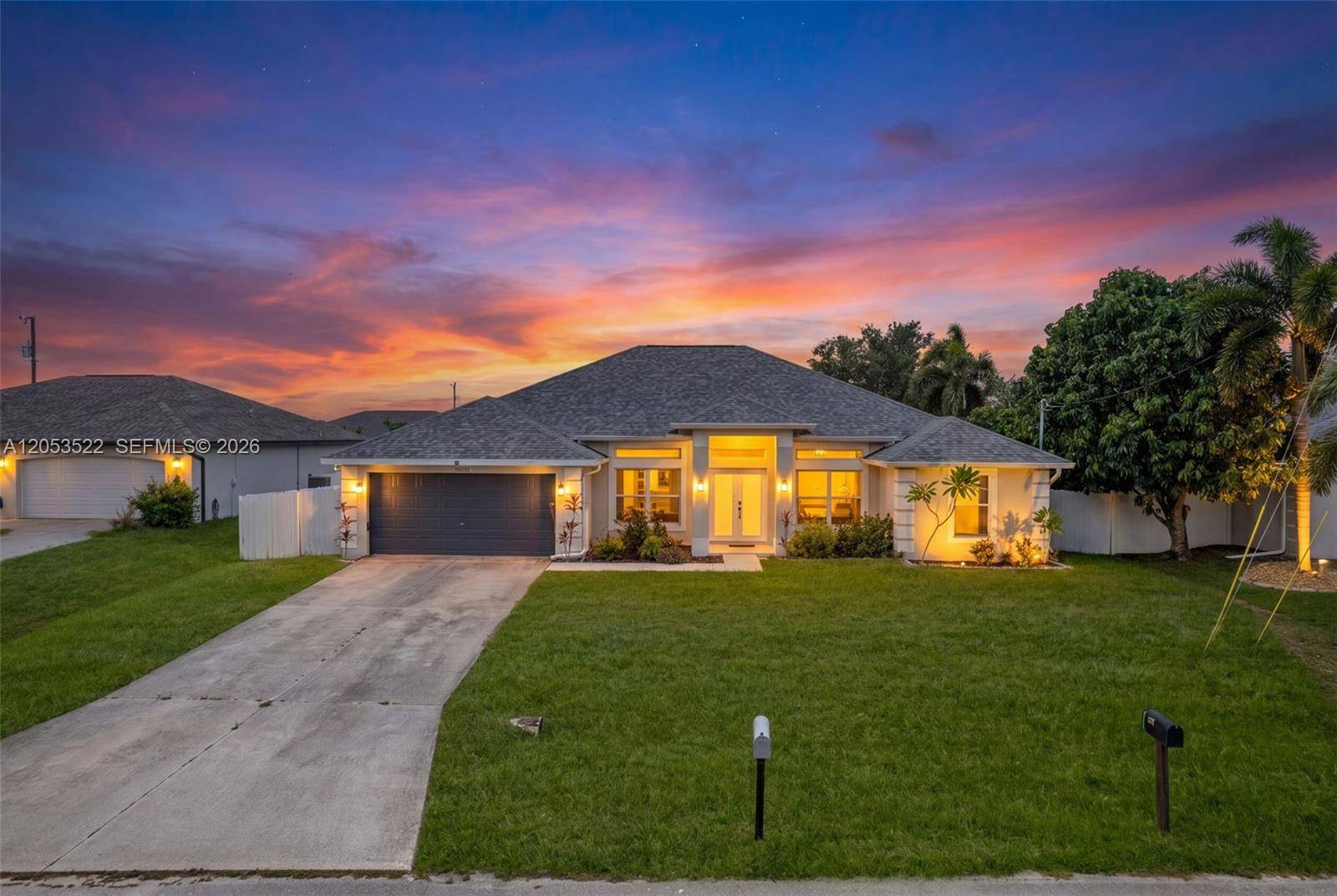 1020 NW 14th StCape Coral - picture