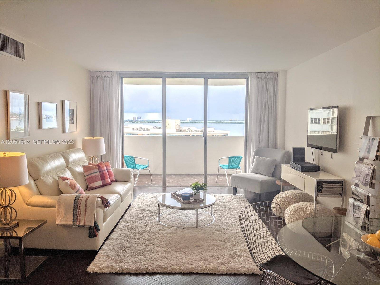 5 Island AveMiami Beach - ISLAND TERRACE CONDO condo unit 8K - picture