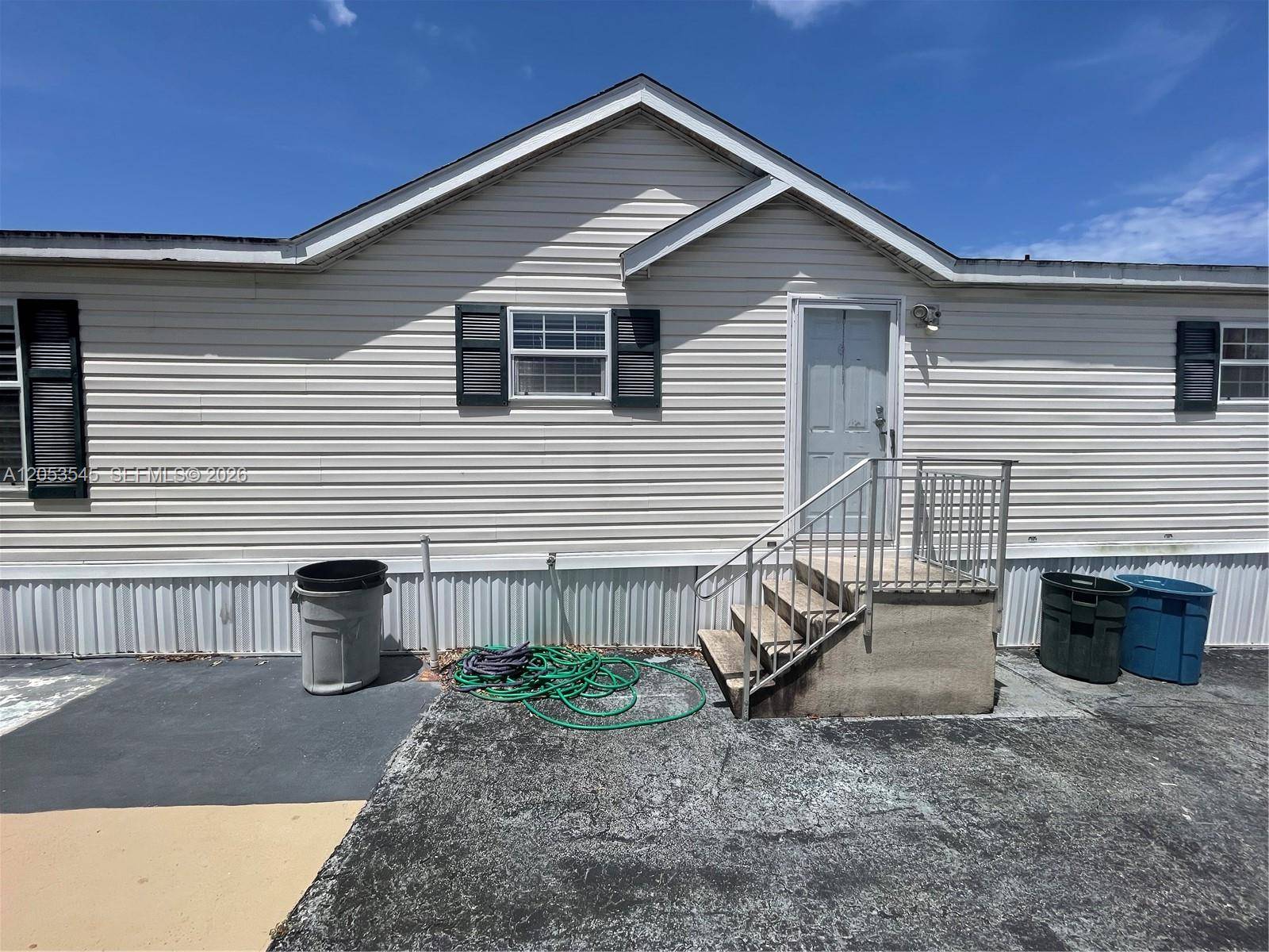3070 Cove DrDania Beach - picture