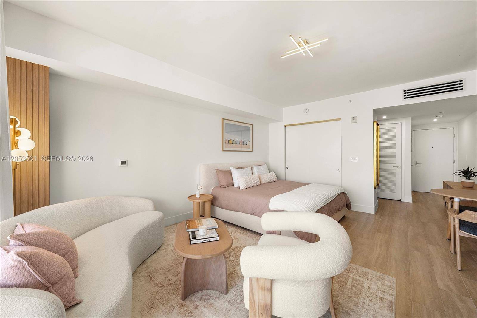 90 NE 32 StMiami - The Standard Residences condo unit 720 - picture