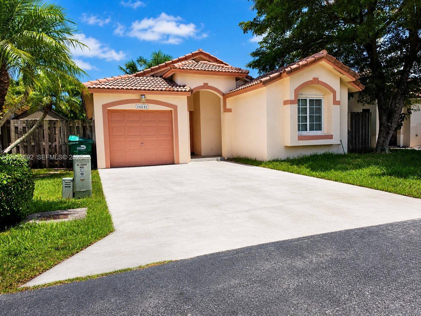 14241 SW 151st AveMiami - picture
