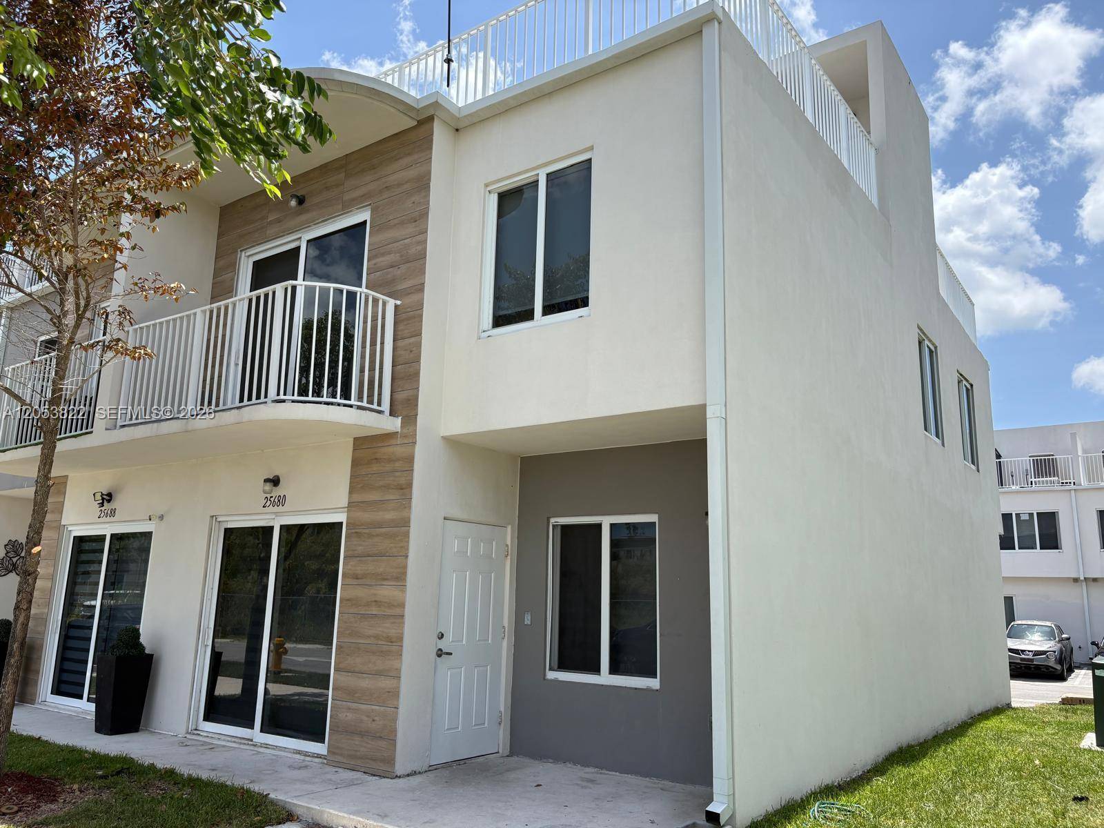 25680 SW 143rd PathHomestead - picture