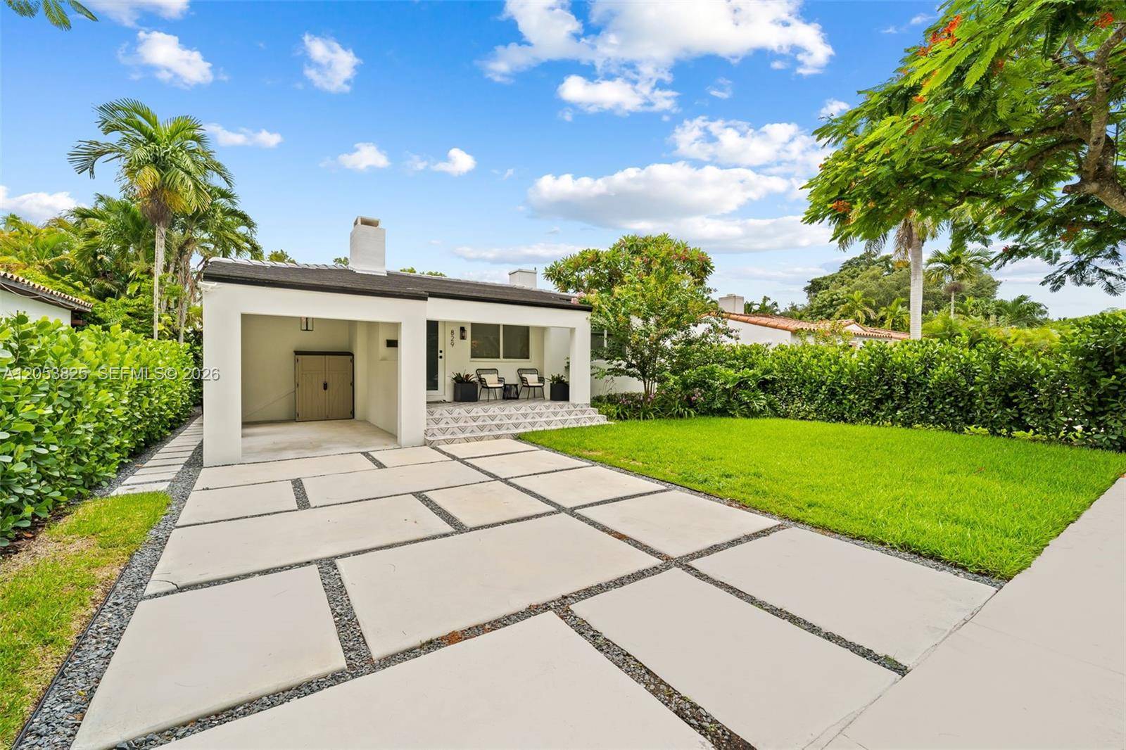 829 Granada Groves CtCoral Gables - picture