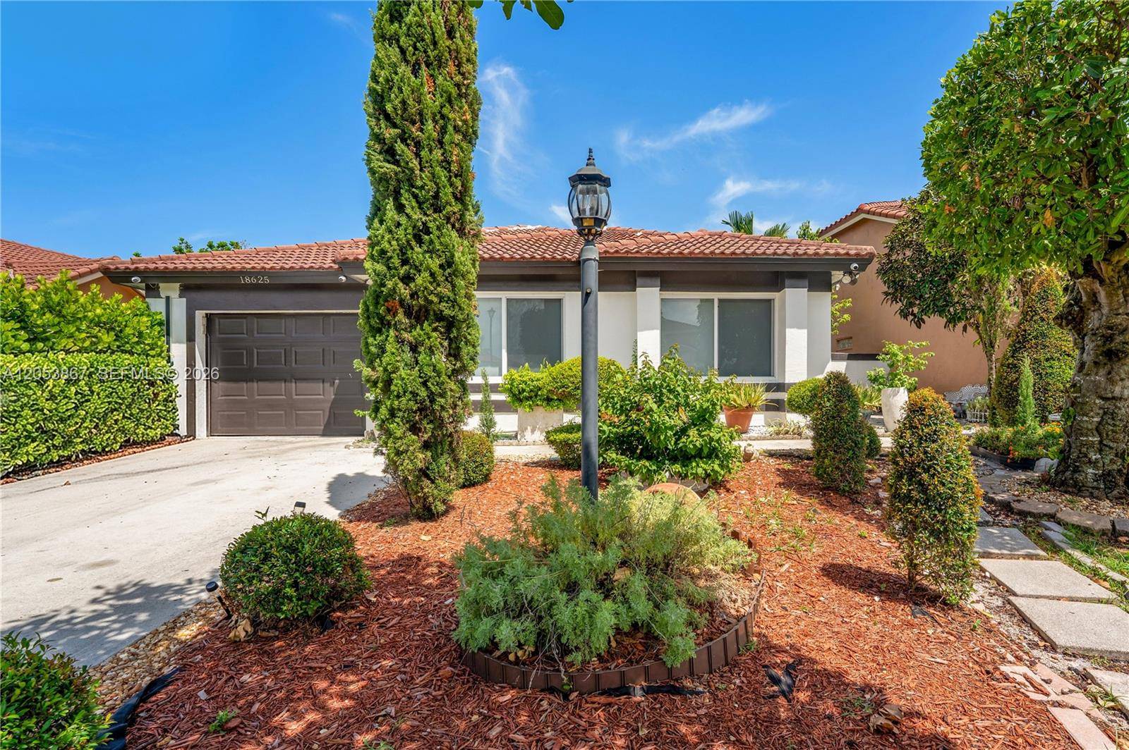 18625 NW 53rd AveMiami Gardens - picture