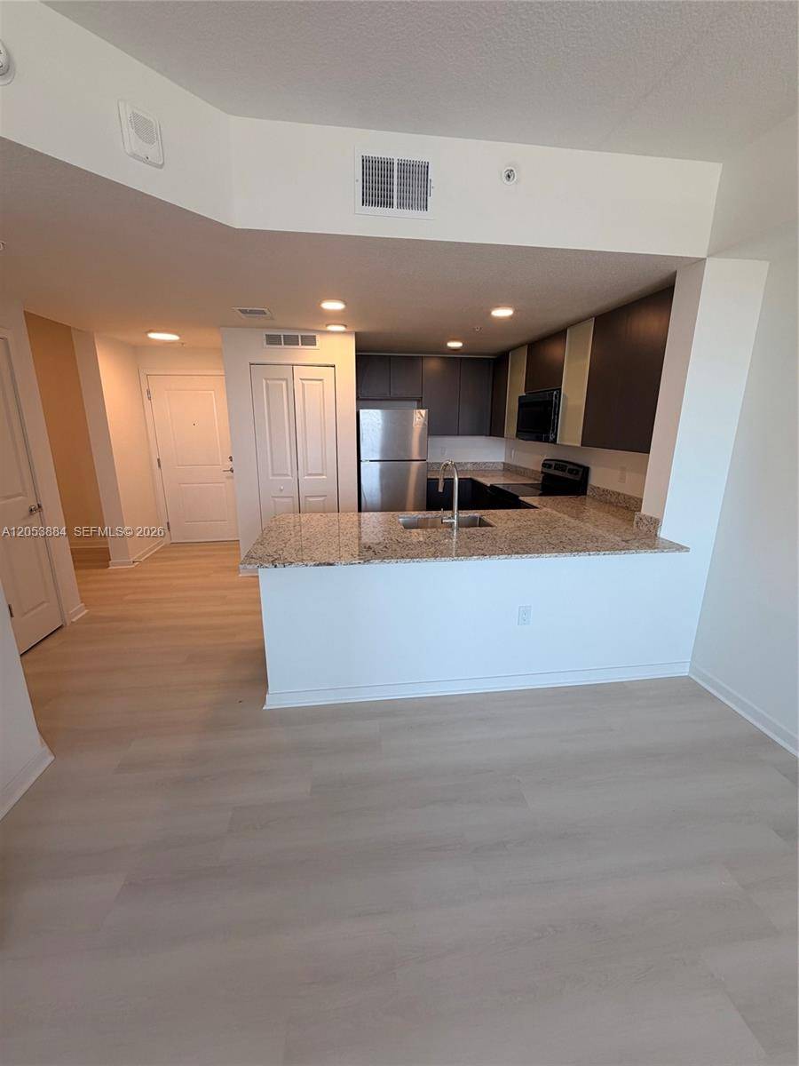 5563 MILLENIA PARK BLVDOrlando - MILLENIA PARK condo unit 310 - picture