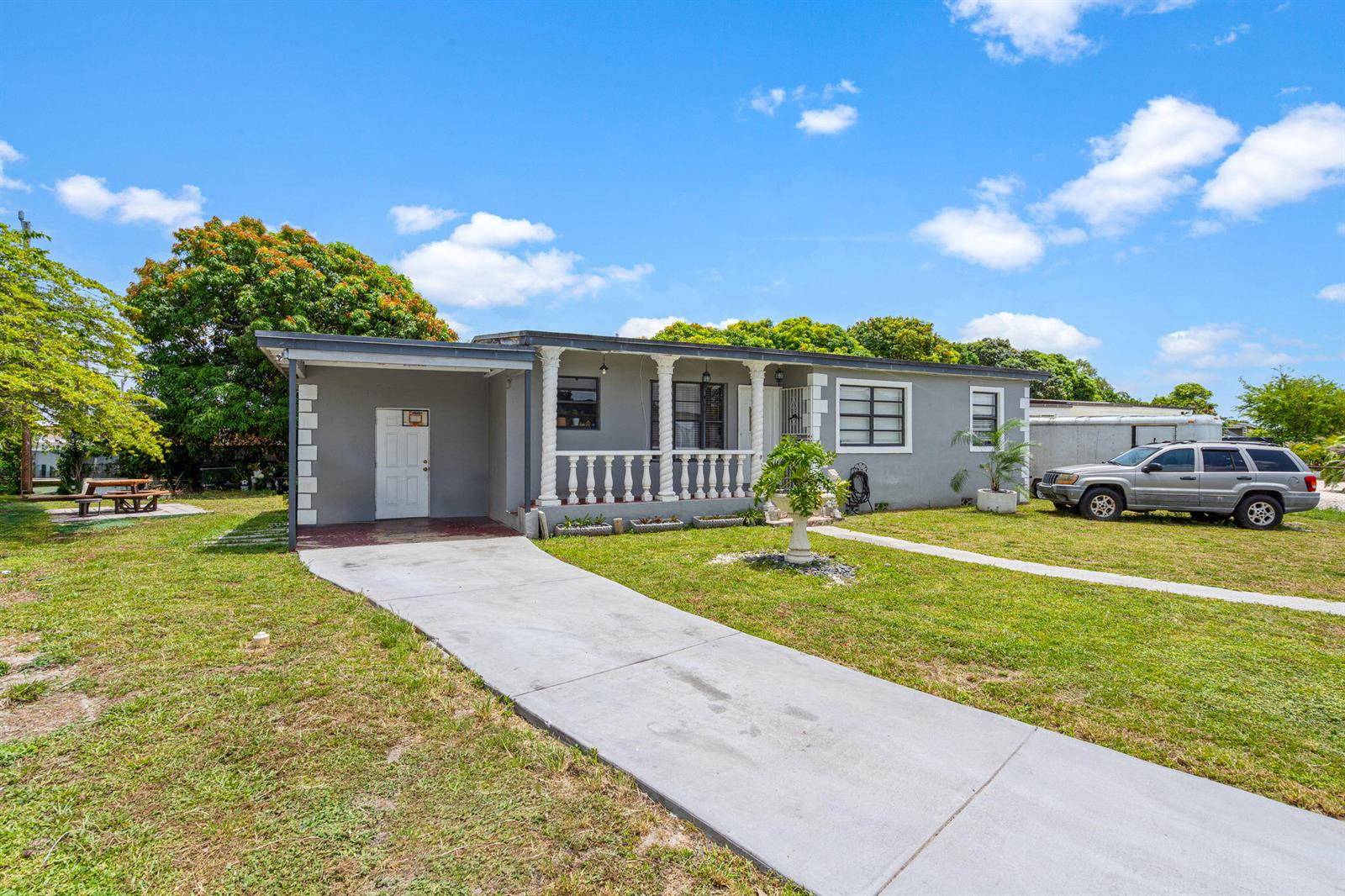 3461 NW 177THMiami Gardens - picture