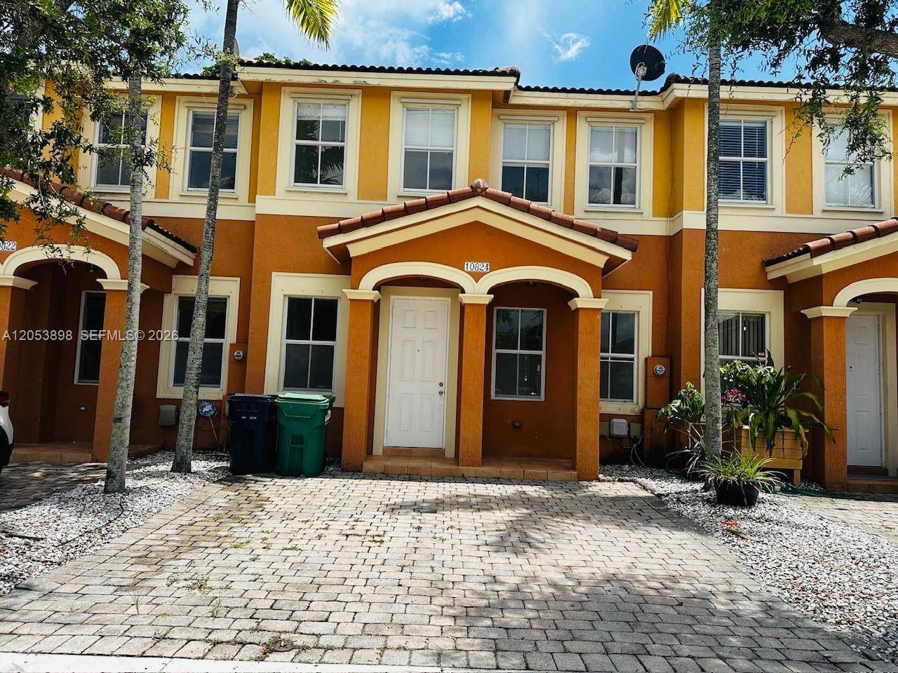 10824 SW 240th LnHomestead - BLUEWATERS SUBDIVISION condo unit 10824 - picture