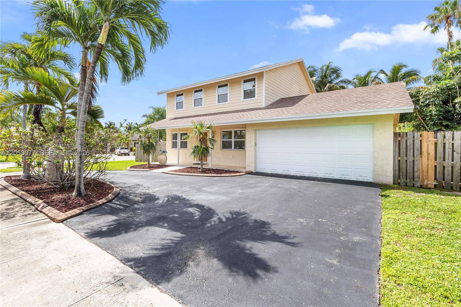 11610 NW 43rd StSunrise - picture