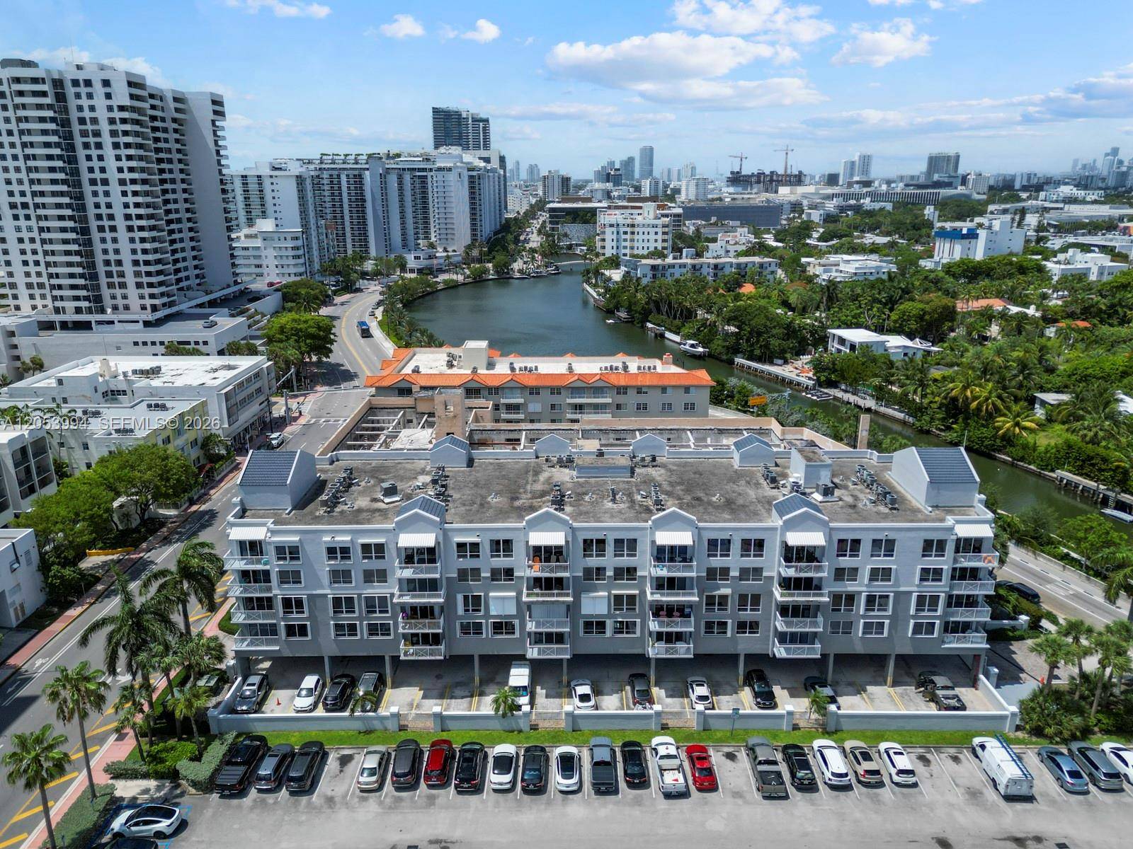 2642 Collins AveMiami Beach - CAPOMAR CONDO condo unit 303 - picture
