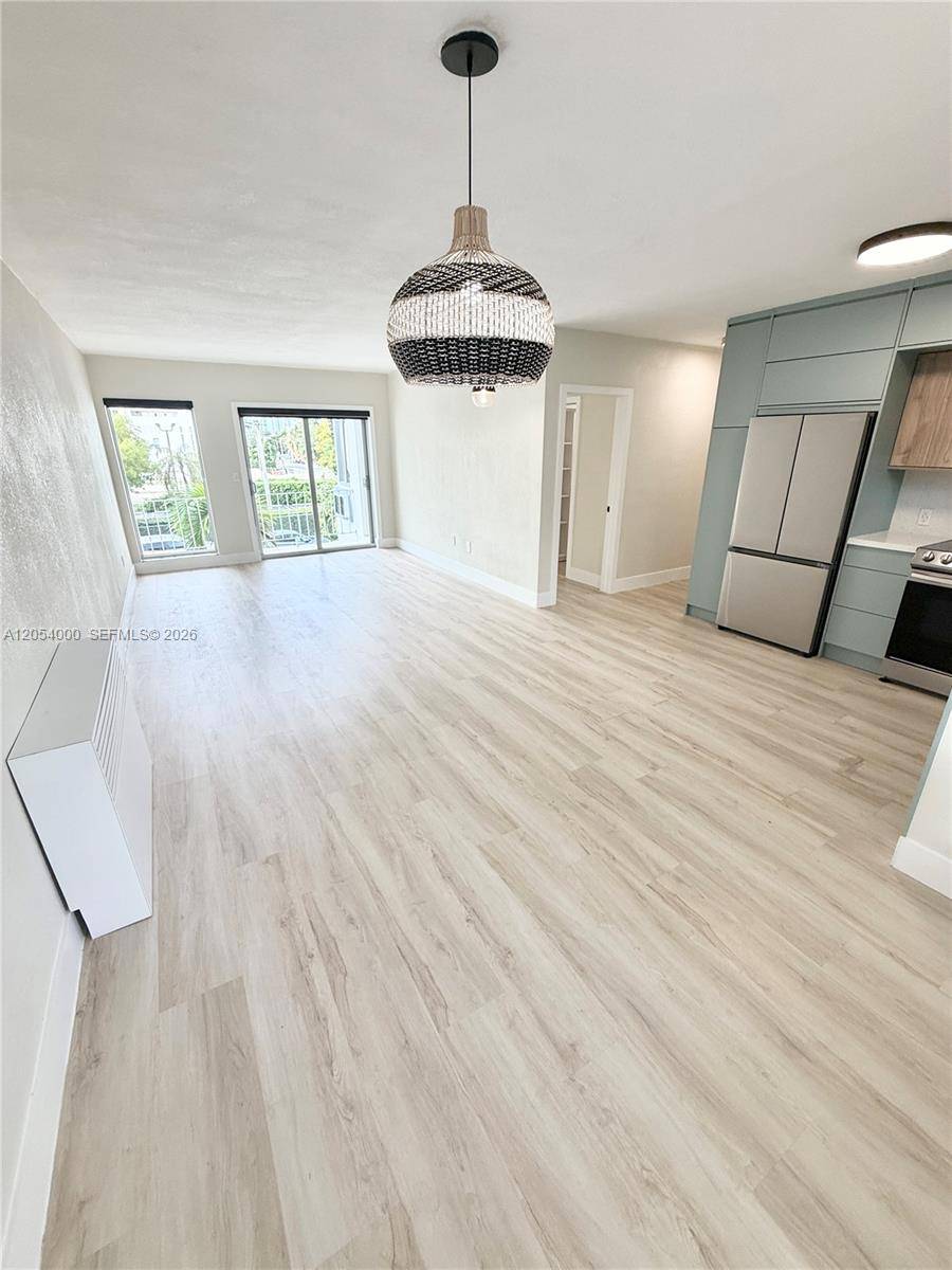 641 Espanola WayMiami Beach - 641 ESPANOLA WAY INC COND condo unit 17 - picture