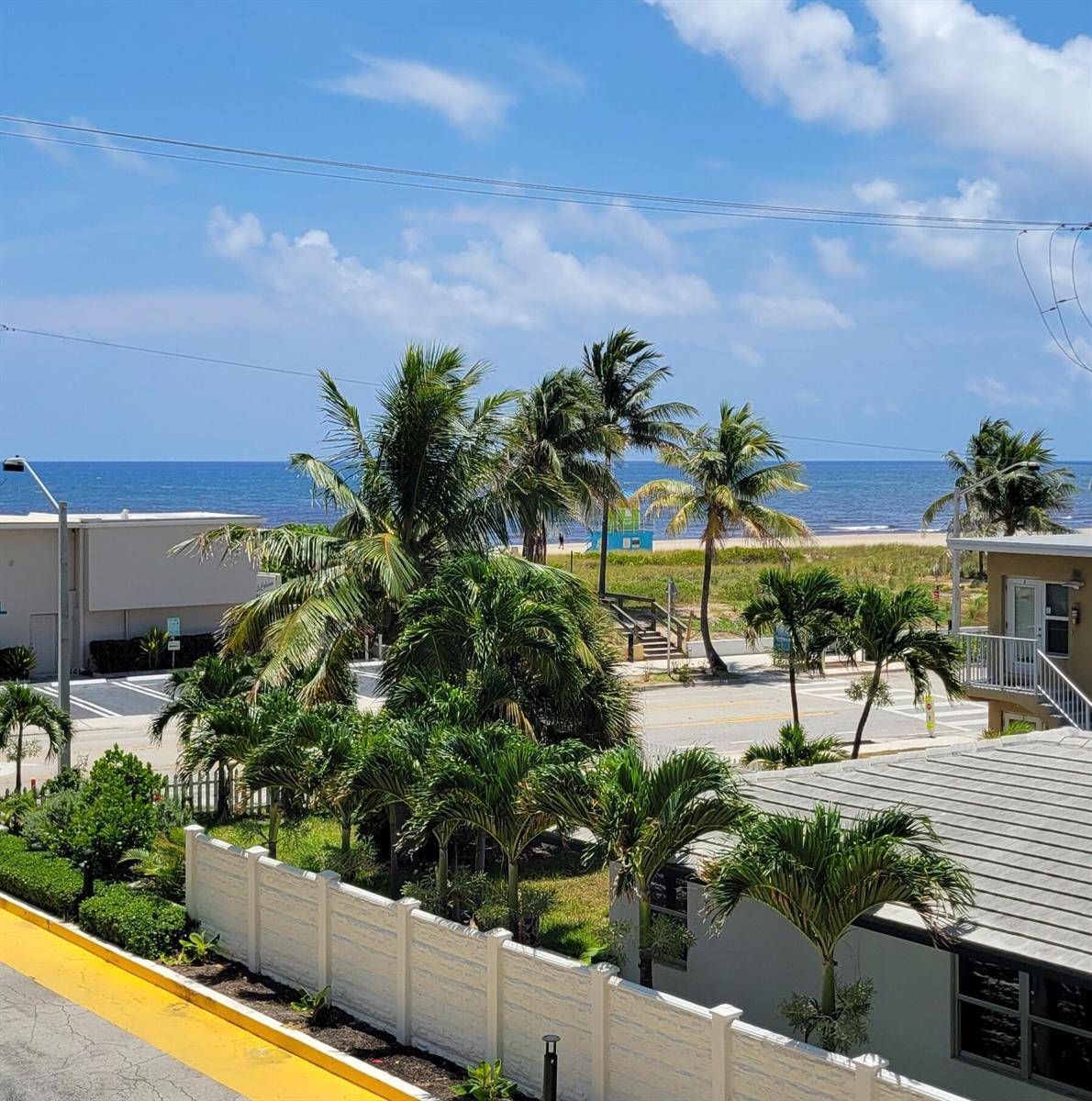 525 N OceanPompano Beach - SILVER THATCH ATLANTIC PLA,SILVER THATCH ATLANT condo unit 423 - picture
