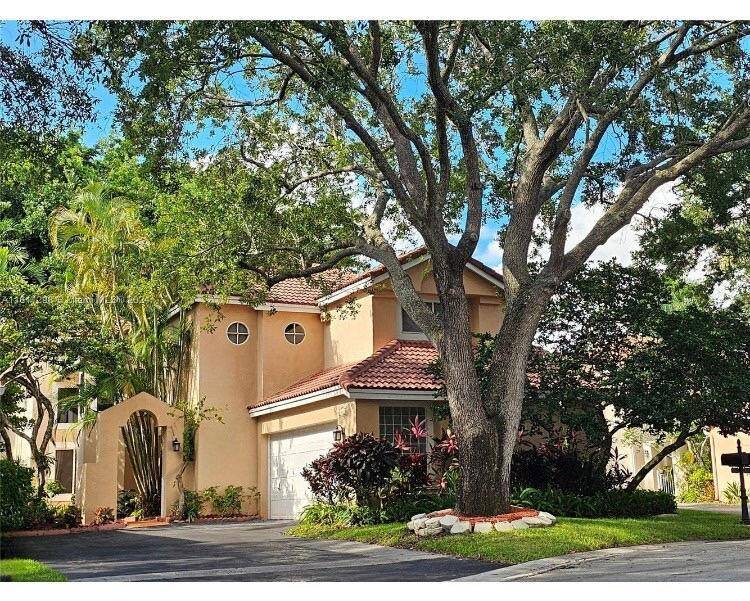 10091 NW 5Plantation - picture