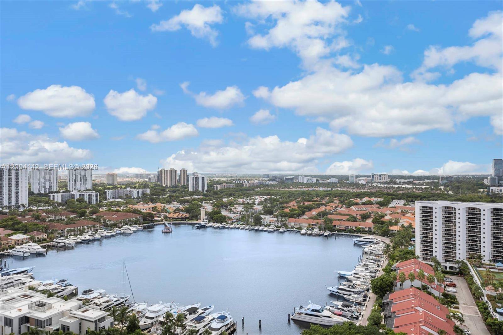 21205 Yacht Club DrAventura - NORTH TOWER AT THE POINT,POINT NORTH TOWER condo unit 2403 - picture