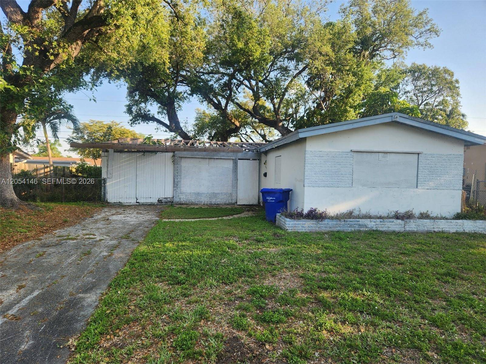 6331 Harding StHollywood - picture