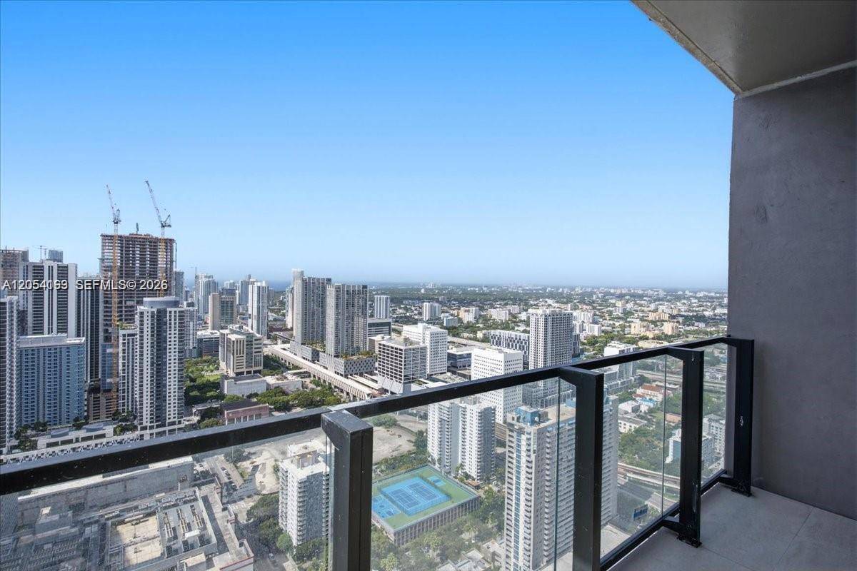 20 NE 11th StMiami - ELEVEN HOTEL AND RESIDENCE condo unit 4904 - picture